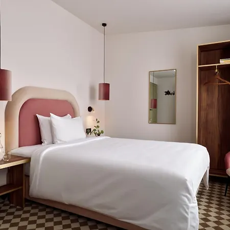 Hotel Pietryna