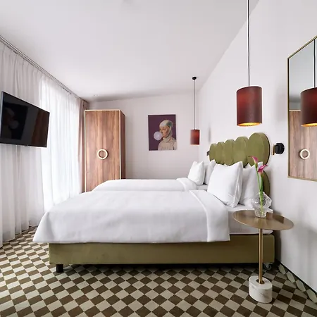 Hotel Pietryna 4*
