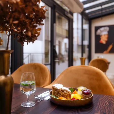 Hotel Pietryna Lodz
