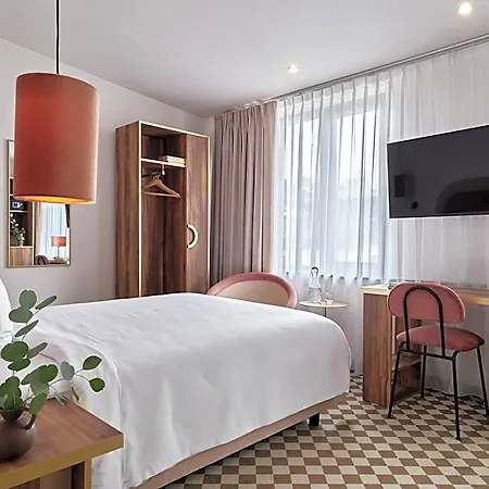 Pietryna 4* Łódź