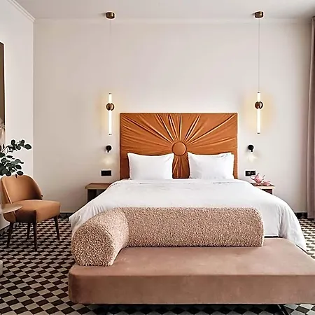 Hotel Pietryna