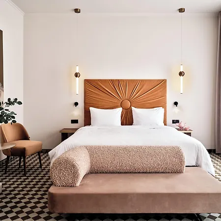 Pietryna 4* Łódź