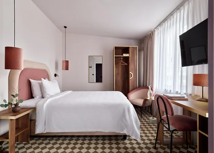 Pietryna Otel Łódź